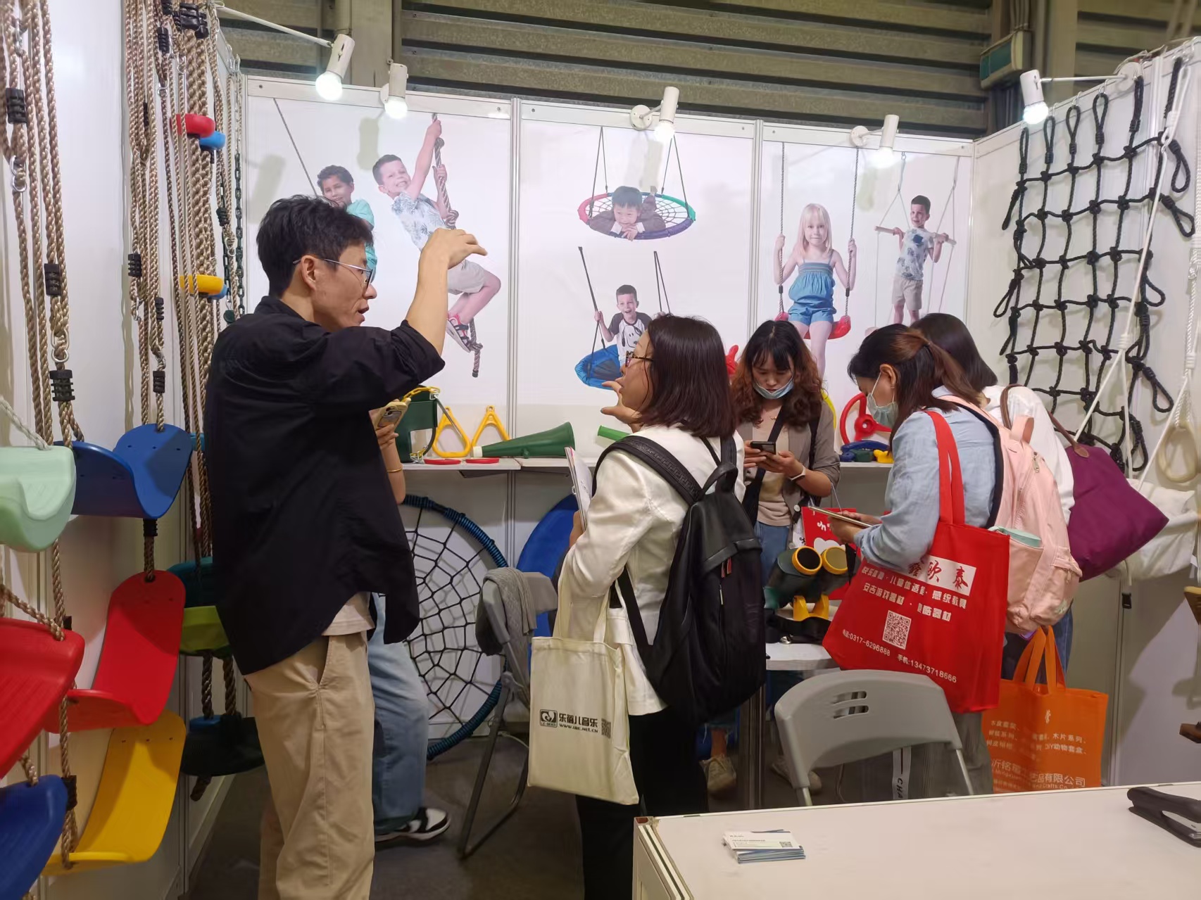 Tampilan pameran
